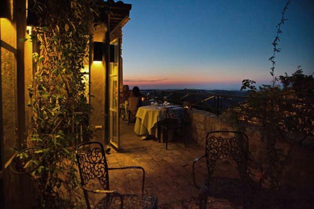 Castello Di Albereto Trarivi Exterior photo